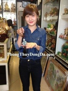 Chị Thu - khách hàng mua ngọc bội Tỳ Hưu ngọc Phỷ Thúy S5021