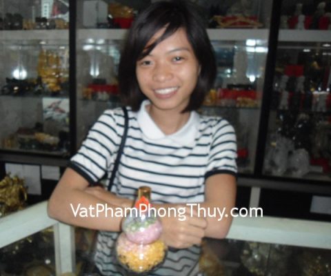 Chị Huệ - khách hàng mua hồ lô ngũ hành lớn