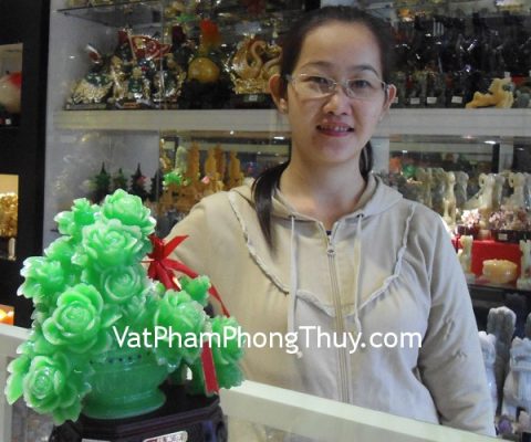 Chị Thảo - khách hàng mua Giỏ mẫu đơn xanh H225G