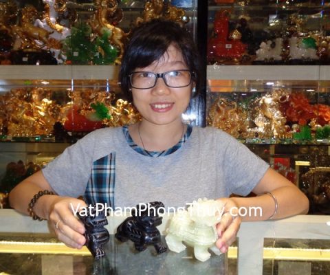 Chị Phương - khách hàng mua Phật di lặc E322, Tỳ hưu Bắc Kinh xanh BKX-S, cặp Tỳ hưu thạch anh đen HM012