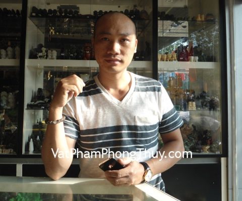 Anh Sang - khách hàng mua vòng tay thạch anh ưu linh