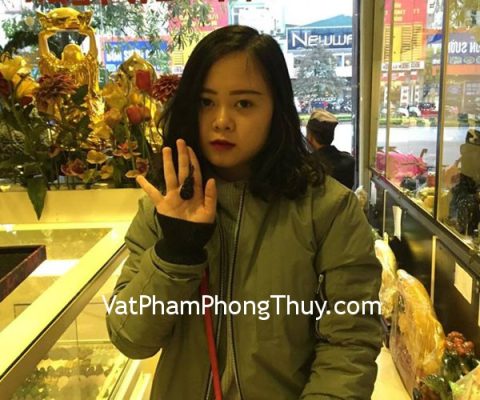 Chị Dung - khách hàng mua hồ ly đá hắc ngà S765