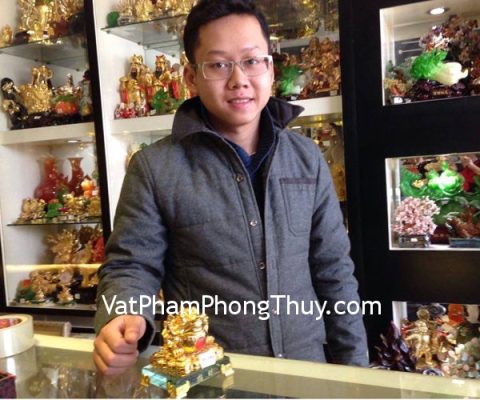 Anh Long - khách hàng mua thiềm thừ vàng kim H162G