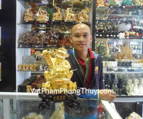 Anh Hiệp - khách hàng mua tượng khỉ tài lộc K015M