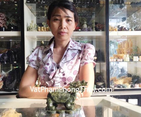 Chị Huệ- khách hàng mua long quy đá lam ngọc H065
