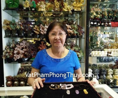 Cô Điệp - Khách hàng mua trang sức phong thủy, tỳ hưu, hổ phách, vòng tay đá quý VM117, S406, S763, S6016, S911-S3-2968, S6007, S6005, S845