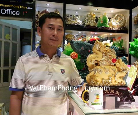 Anh Tín - khách hàng mua tượng rồng vàng sa kim K153M và xâu tiền chiêu tài CC1135, CC1134