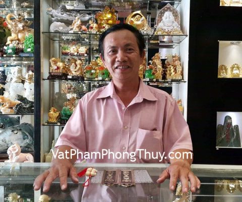 Chú Phú - khách hàng mua kim bài Thiên Quan Tứ Phước CC1160 và hồ lô gỗ CC2020