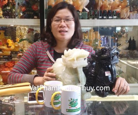 Chị Thúy - khách hàng mua Tỳ hưu Bắc Kinh đen khủng BKD-L, Tỳ hưu Bắc Kinh xanh khủng BKX-L, Tỳ hưu Độc ngọc THDN-L