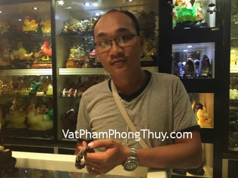 Anh Linh - khách hàng mua chuỗi thạch anh tóc đỏ đồng A+ Uruquay S6228-S5-1134, và chuỗi mắt mèo đen mun 14li S6435