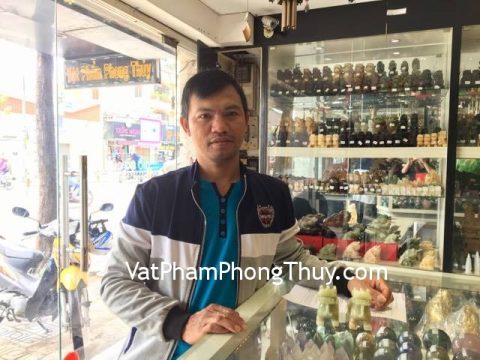 Chị Thoa - khách hàng mua tỳ hưu bắc kinh xanh BKX-S