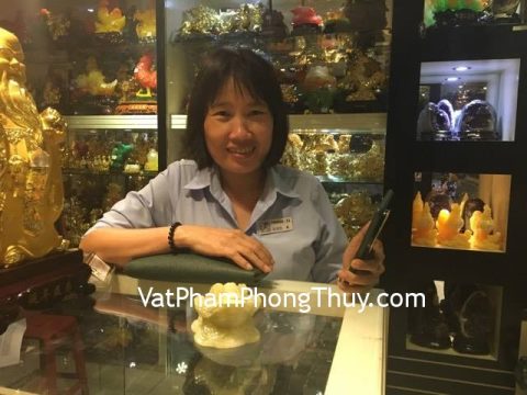 Chị Trang - khách hàng mua thiềm thừ Cẩm Thạch Tây Tạng chuẩn CTT-S