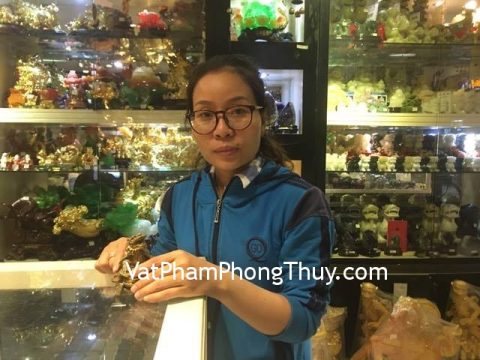 Chị Tâm - khách hàng mua Rùa đồng cõng con lớn D232
