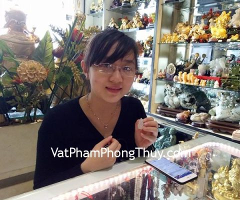Chị Bảo Ngọc- khách hàng mua hồ ly thạch anh tím dáng đẹp S6343