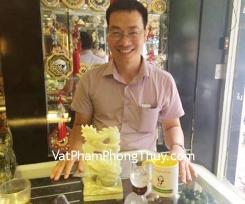 Anh Chính- khách hàng mua rồng đá Cẩm Thạch đứng nhỏ N075, quả cầu thạch anh trắng GM148-S2-1802 và hồ ly thạch anh trắng S6344
