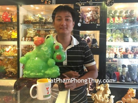 Anh Tiến - khách hàng mua hồ lô xanh đế gỗ E223