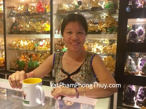 Chị Hương - khách hàng mua chuỗi thạch anh tím xen thạch anh vàng Nam Phi S6216-S5-2437