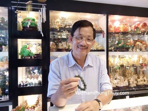 Chú Ẩn - khách hàng mua chuỗi ngọc phỉ thúy xanh đậm A+ 14li S6396