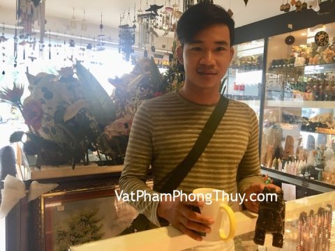 Anh Việt - khách hàng mua tỳ hưu bắc kinh đen trung BKD-M