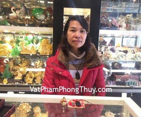 Chị Hường - khách hàng mua hồ lô đồng nhỏ và phật bản mệnh đá hắc ngà