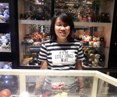 Chị Thủy - khách hàng mua Tỳ hưu thạch anh vàng vẩy rồng S764