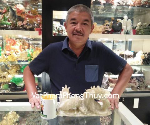 Chú Trang - khách hàng mua rồng cẩm thạch nằm N076