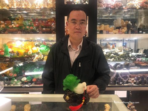 Anh Quý - Khách hàng mua Băp cải xanh ngọc trên đế gỗ bao nguyên bảo LN083.