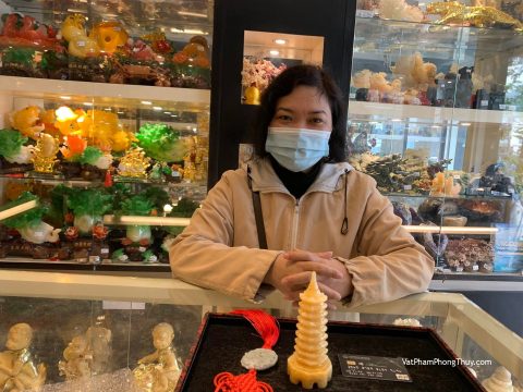 Chị Lan Anh - Khách hàng mua Mặt long phụng ngọc Myanmar S969 và Tháp văn xương hoàng long 9 tầng GM060.