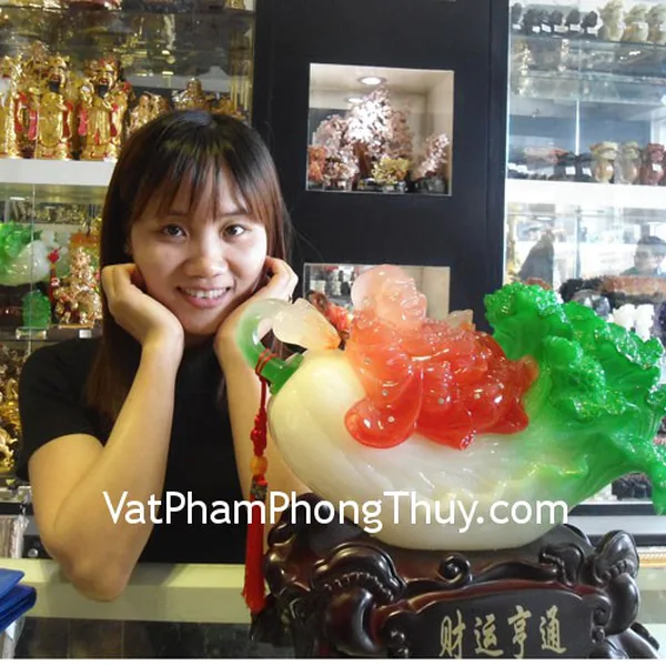 Chị Hương - khách hàng mua tượng bắp cải H189G