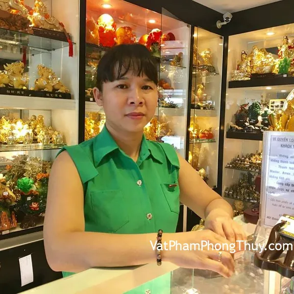 Chị Hà - khách hàng mua chuỗi hồng lục bảo A+ Nam Mỹ S6234-S5-2312, chuỗi phỉ thúy A+ 8li S6398, mặt ve ngọc phỉ thúy A+ S6315