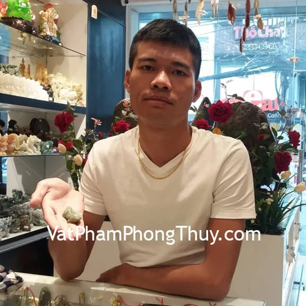 Anh Định - khách hàng mua mặt tỳ hưu ngọc phỉ thúy xanh A+ S2005-8427