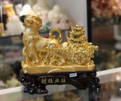 Chó vàng kéo xe vàng - Tài vượng nghiệp vượng C023A