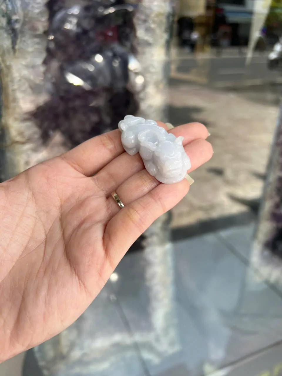 Tỳ hưu ngọc phỉ thúy xanh bạch A+++++ (GCN 17758 - 28.32gr) S6899-S4-5891