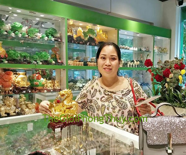 Chị Hương - Khách mua Rồng vàng phun châu đồng tiền - Tụ tài kim long FC077A