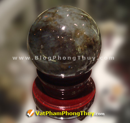 Quả cầu phong thủy đá xà cừ labradorite