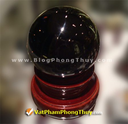 Quả cầu phong thủy đá hắc ngà obsidian tektite