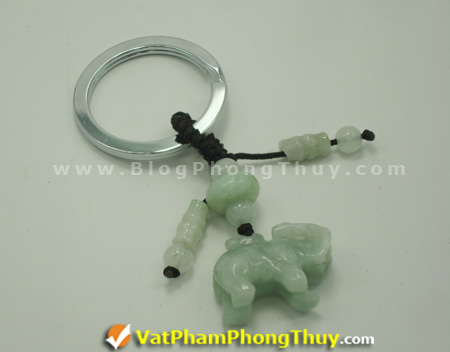 Voi phong thủy làm móc khóa ngọc miến điện