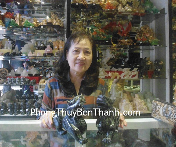 Cô Thu Hoa - khách hàng mua Tỳ hưu Độc Ngọc THDN-L
