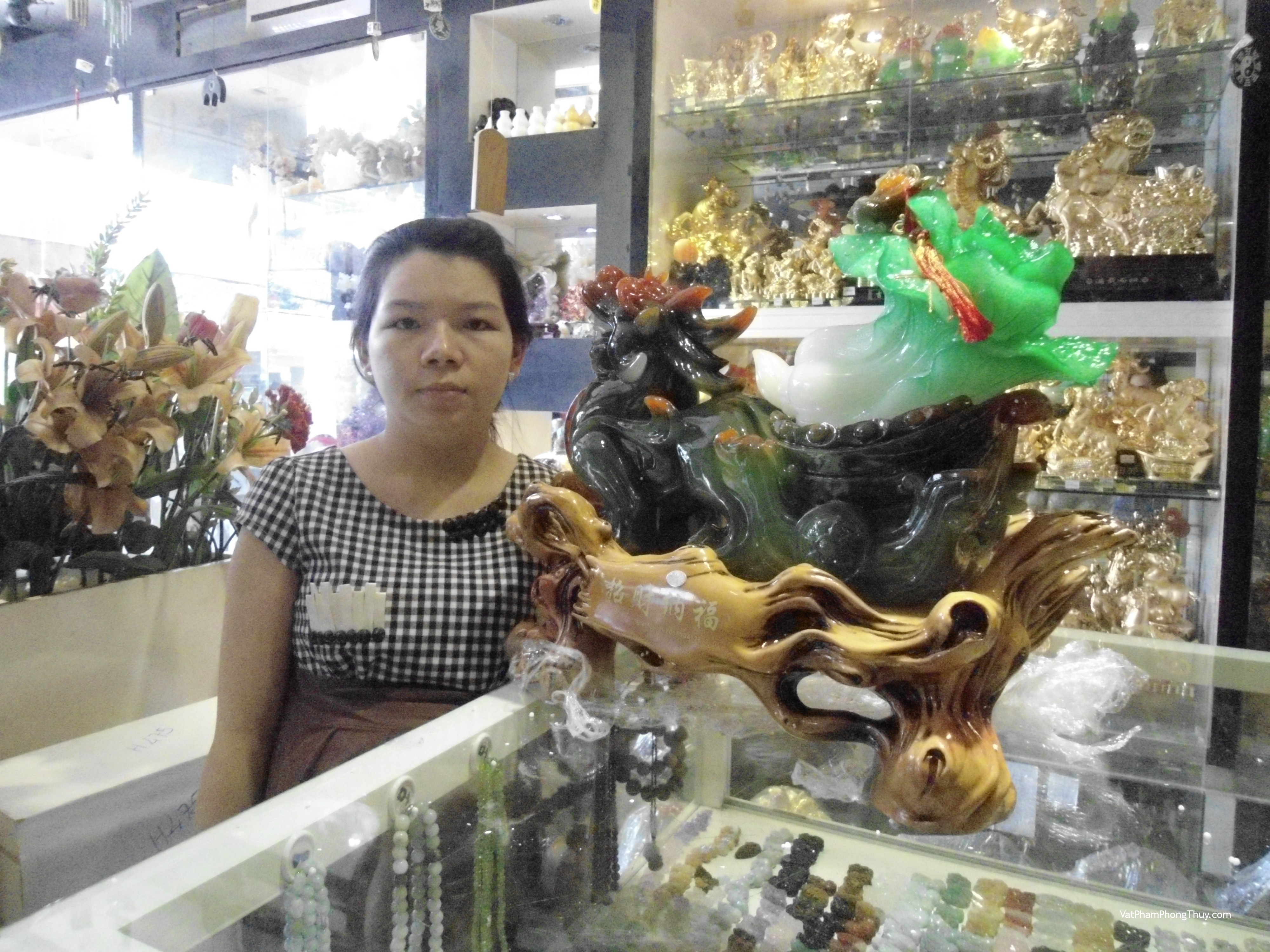 Chú Hoàng - khách hàng mua Tỳ hưu chiêu tài nạp phước E012
