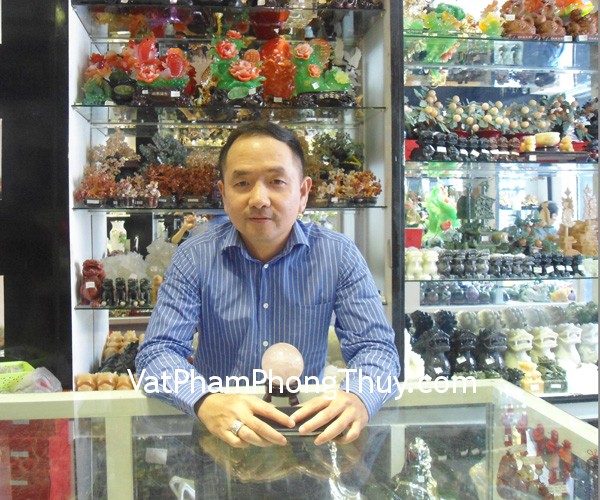 Anh Nam - khách hàng mua quả cầu thạch anh hồng M181-2888