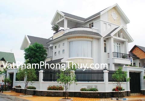 Phong thủy bố trí cửa thông ra hành lang