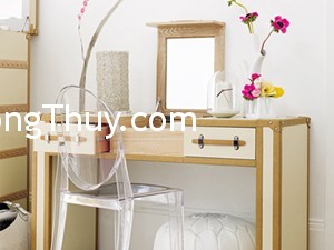 Bố trí bàn trang điểm kích hoạt vận may