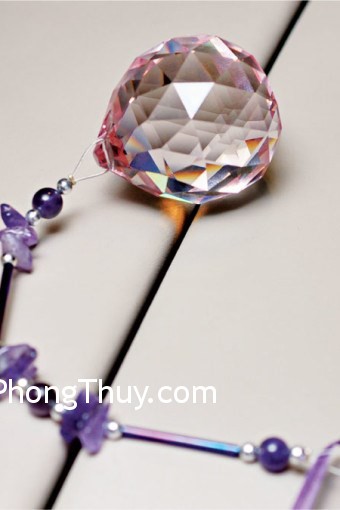 Vật Phẩm Phong Thủy cân bằng âm dương trong xe hơi