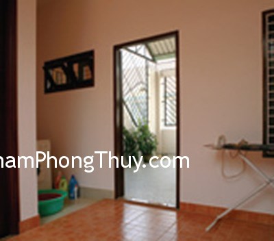 Bố trí không gian bên ngoài phòng tắm hợp phong thủy