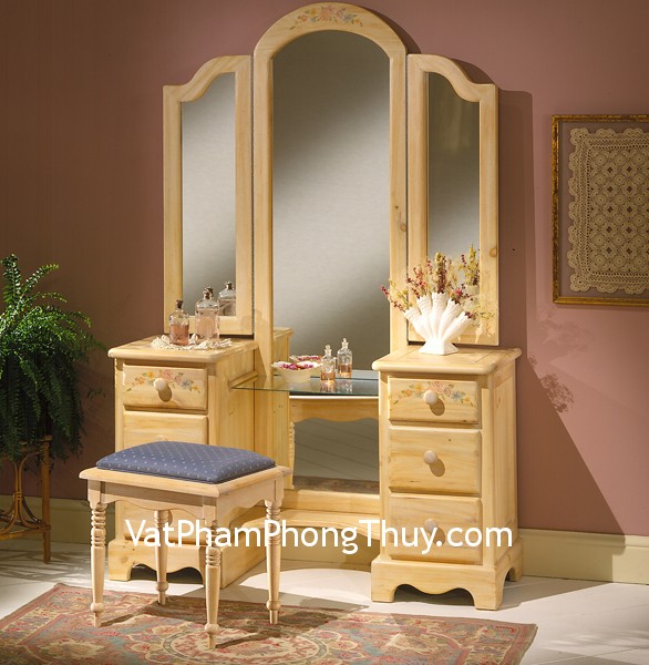 Cách trang trí bàn trang điểm để cầu vận may