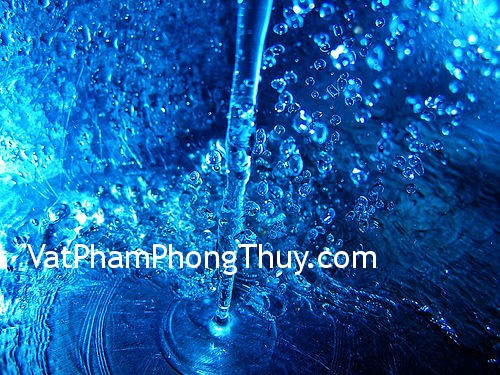 Dùng nước thu hút tiền tài trong kinh doanh