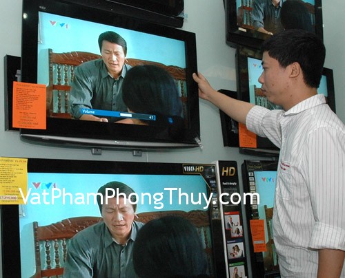 Ti vi không nên đặt ở cuối giường