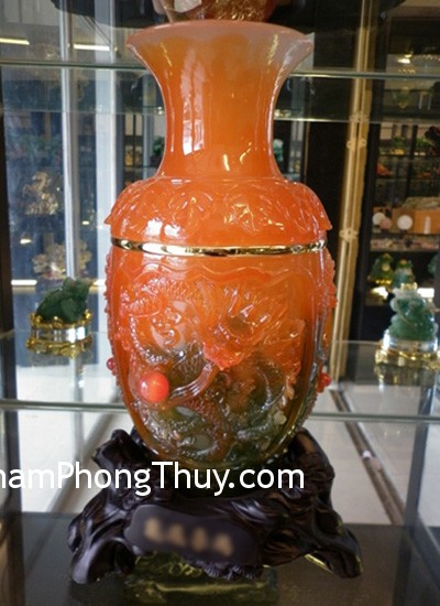 Đặt bình tài lộc giữ của cải cho nhà ở