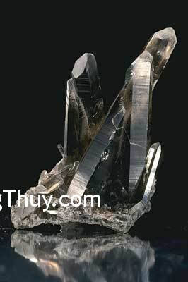 Tính chất phong thủy của thạch anh khói