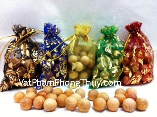Sử dụng túi thơm khai vận cho năm mới